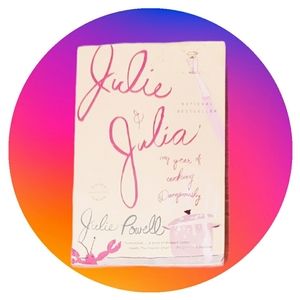 Julie & Julia by Julie Powell 📖